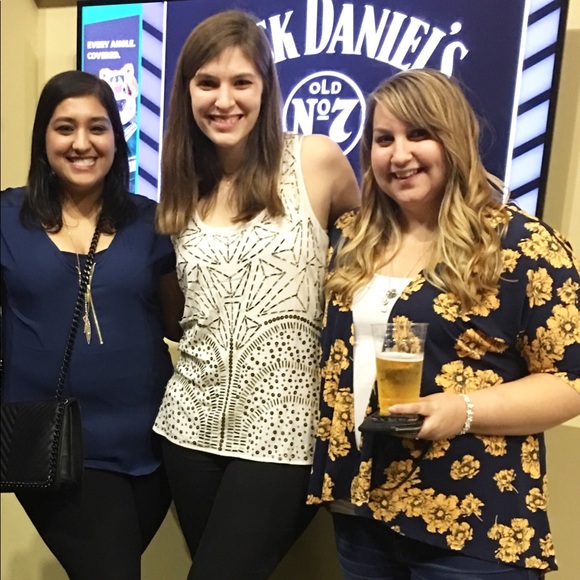 Meet your Posher, Bianca - Picture 7 of 7